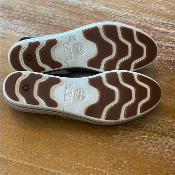 Timberland Gray Peep Toe Emerson Wedge Sandals SZ 11 NWOT - Picture 8 of 9